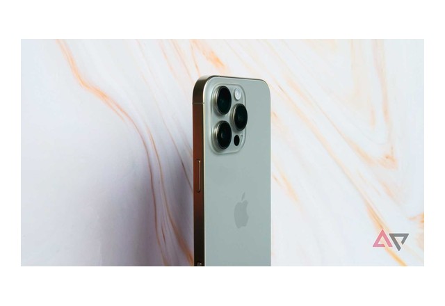 گوشی موبایل اپل iPhone 16 نسخه CH دو سیم‌کارت ۱۲۸ گیگابایت
